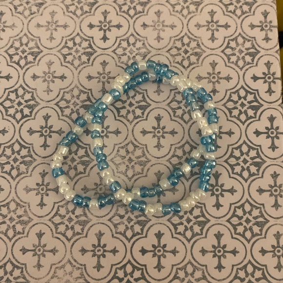 ❄️snowflake stretchy bracelet set - Picture 3 of 3